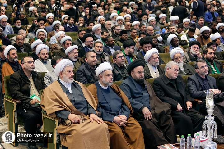 جایگاه اهل بیت در جامعه به درستی معرفی نشده است
جایگاه اهل بیت در جامعه به درستی معرفی نشده است