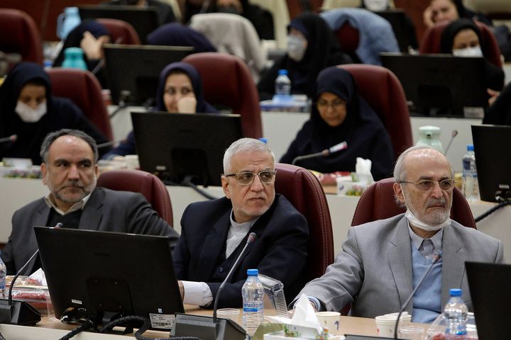 Imam Reza shrine launches eight health projects at Imam Reza Hospital 

