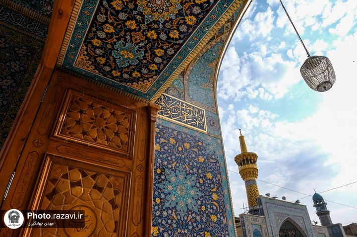 تنها انگیزه زندگیام زیارت سالی یکبار امام رضاست تنها انگیزه زندگیام زیارت سالی یکبار امام رضاست