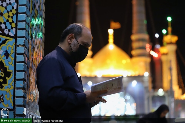 مواكب العزاء والزائرون يحيون ذكرى جرح المولى أمير المؤمنين(ع) في رحاب مرقده الطاهر