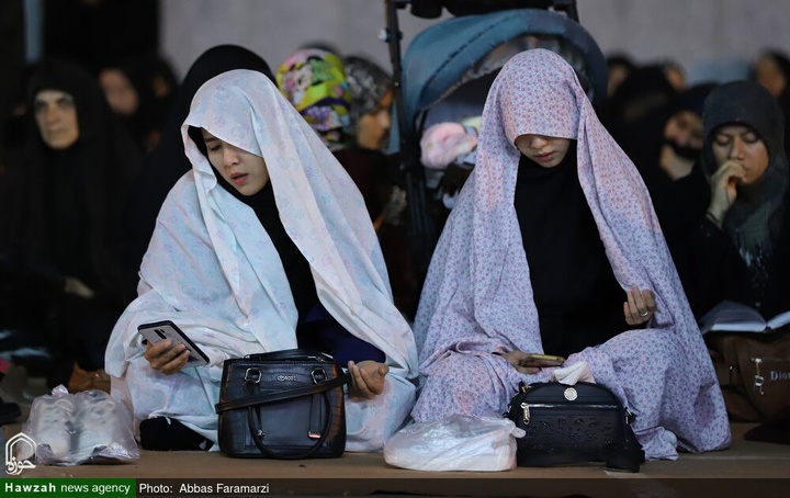 مواكب العزاء والزائرون يحيون ذكرى جرح المولى أمير المؤمنين(ع) في رحاب مرقده الطاهر