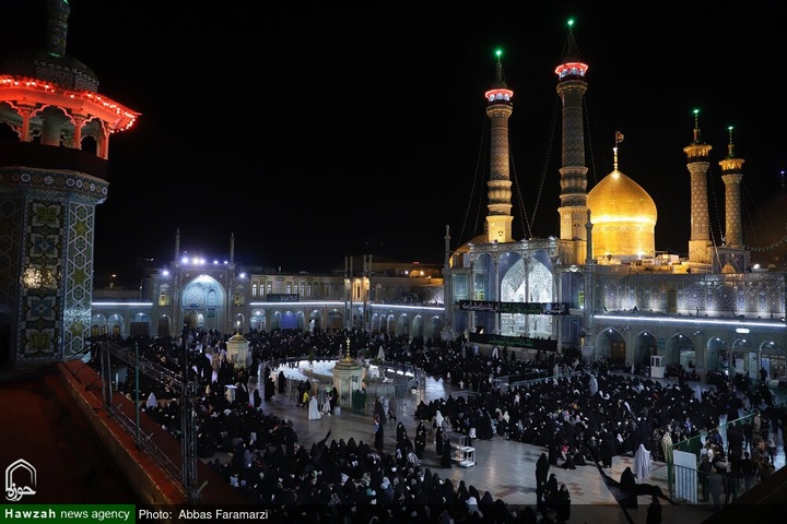 مواكب العزاء والزائرون يحيون ذكرى جرح المولى أمير المؤمنين(ع) في رحاب مرقده الطاهر