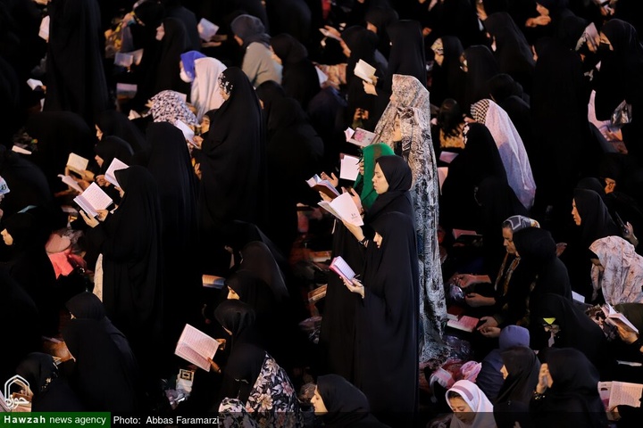 مواكب العزاء والزائرون يحيون ذكرى جرح المولى أمير المؤمنين(ع) في رحاب مرقده الطاهر