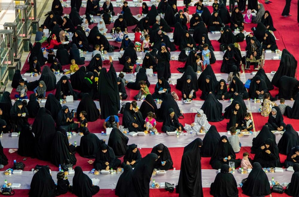 قسم مضيف الزائرين يقيم مآدب الإفطار في ليالي القدر وباقي أيام الشهر الفضيل