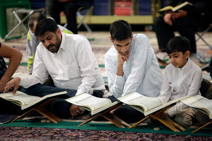 مراسم احیاء شب بیست و یکم ماه رمضان در حرم مطهر رضوی - 1