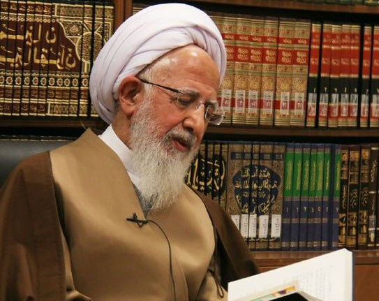 ترجمه کتاب تفسیری آیت الله جوادی آملی به عربی توسط عتبه عباسیه  ترجمه کتاب تفسیری آیت الله جوادی آملی به عربی توسط عتبه عباسیه