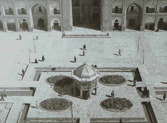 تاریخی دستاویزات کی روشنی میں  حرم مطہر کےنادری سقاخانہ(پانی کی سبیل) کی تعمیر کی تفصیلات تاریخی دستاویزات کی روشنی میں  حرم مطہر کےنادری سقاخانہ(پانی کی سبیل) کی تعمیر کی تفصیلات