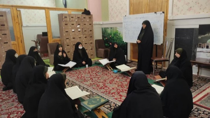 آرزویم تعلیم قرآن در حرم امام رضا(ع) بود آرزویم تعلیم قرآن در حرم امام رضا(ع) بود