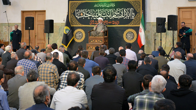 برگزاری ویژه برنامه شب رحلت حضرت عبدالعظیم(ع) برگزاری ویژه برنامه شب رحلت حضرت عبدالعظیم(ع)