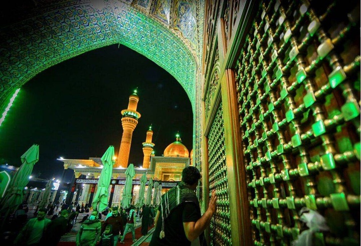 روایت تبعید اجباری ابوالرضا(ع) از مدینه به عراق 
 روایت تبعید اجباری ابوالرضا(ع) از مدینه به عراق