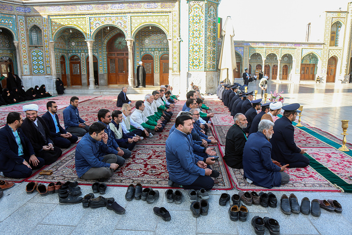 برگزاری آئین جاروکشی در حرم حضرت معصومه (س)