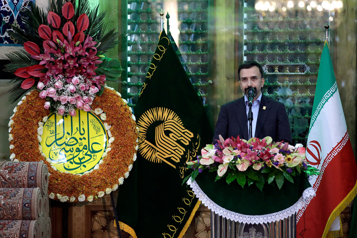 اهدا ۱۶۲ تخته فرش دست‌باف رضوی به حرم حضرت معصومه(سلام الله علیها)