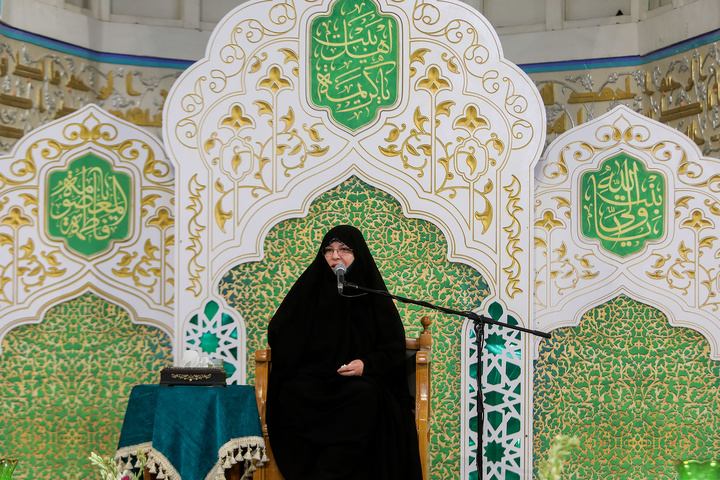 گلباران حرم مطهر رضوی در روز میلاد حضرت معصومه سلام الله علیها