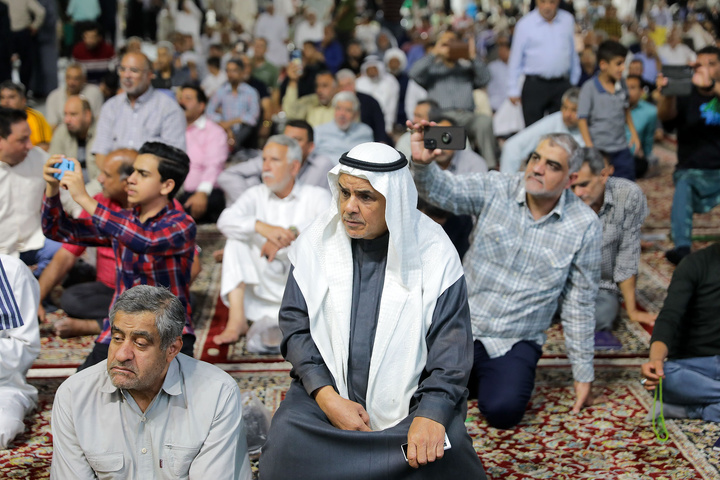 جشن ولادت حضرت معصومه سلام الله علیها ویژه زائرین غیرایرانی در حرم مطهر رضوی