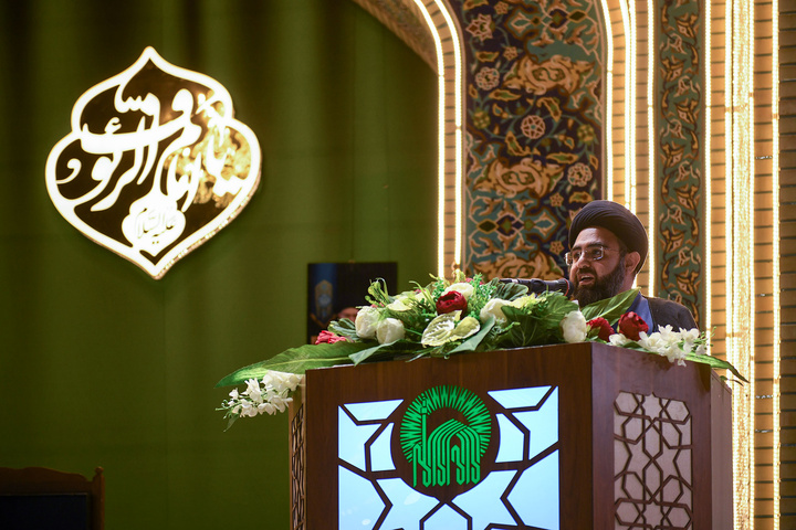 جشن ولادت حضرت معصومه سلام الله علیها ویژه زائرین غیرایرانی در حرم مطهر رضوی