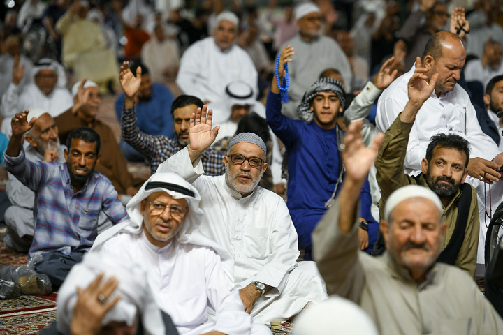جشن ولادت حضرت معصومه سلام الله علیها ویژه زائرین غیرایرانی در حرم مطهر رضوی