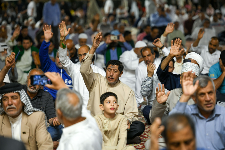جشن ولادت حضرت معصومه سلام الله علیها ویژه زائرین غیرایرانی در حرم مطهر رضوی