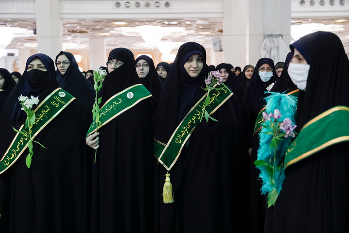 آیین آغاز جشن‌های دهه کرامت در حرم حضرت معصومه سلام الله علیها