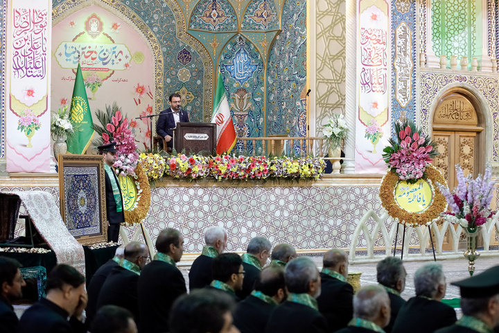 آیین آغاز جشن‌های دهه کرامت در حرم حضرت معصومه سلام الله علیها