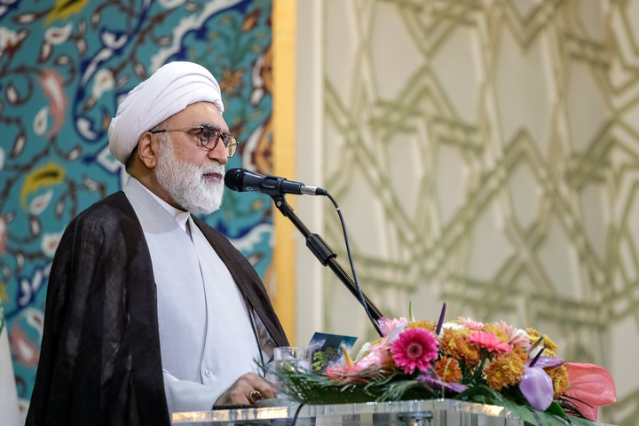 آیین آغاز جشن‌های دهه کرامت در حرم حضرت معصومه سلام الله علیها