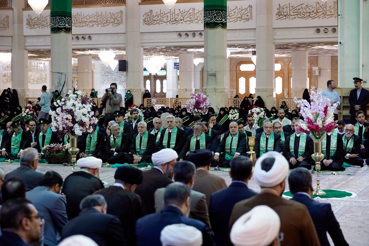 آیین آغاز جشن‌های دهه کرامت در حرم حضرت معصومه سلام الله علیها