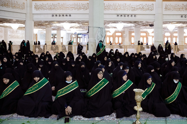 آیین آغاز جشن‌های دهه کرامت در حرم حضرت معصومه سلام الله علیها