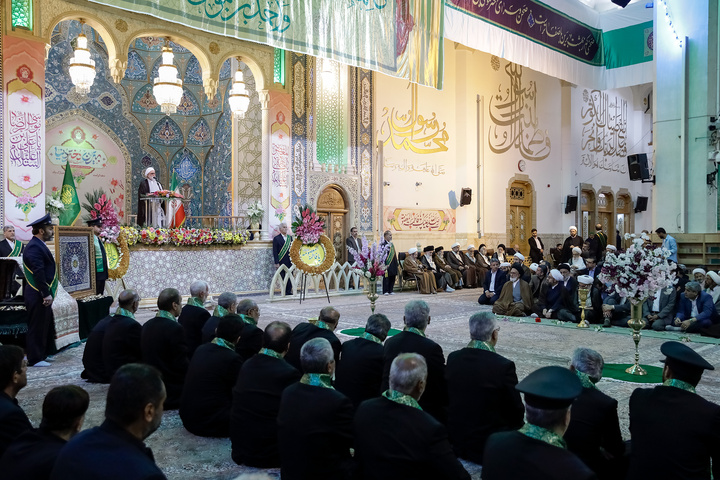 آیین آغاز جشن‌های دهه کرامت در حرم حضرت معصومه سلام الله علیها