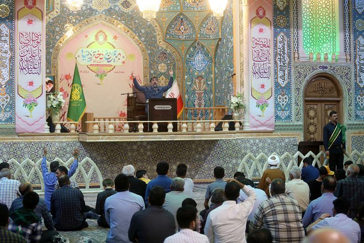 میزبانی از خیل عظیم زائران در شام میلاد حضرت معصومه(س)