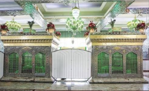 قــــریـبـان امام‌ ‌غریب(ع)
