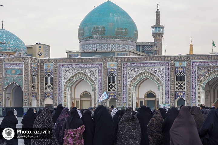 تشرف آذری زبانان مقیم آلمان به بارگاه منور رضوی تشرف آذری زبانان مقیم آلمان به بارگاه منور رضوی