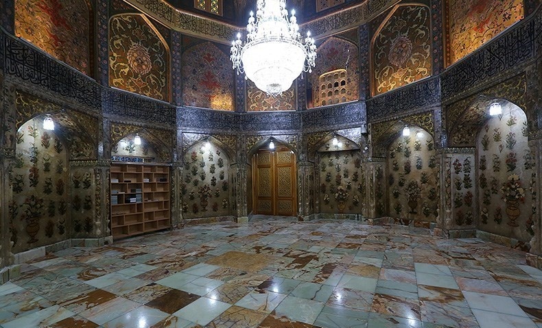 چهار قرن با شاهان خفته در آستان فاطمی