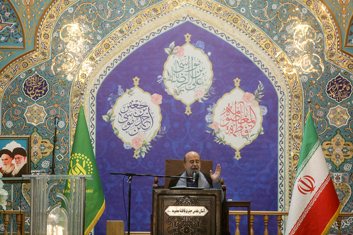 جشن میلاد امام رضا (ع) در حرم مطهر خواهر ایشان
