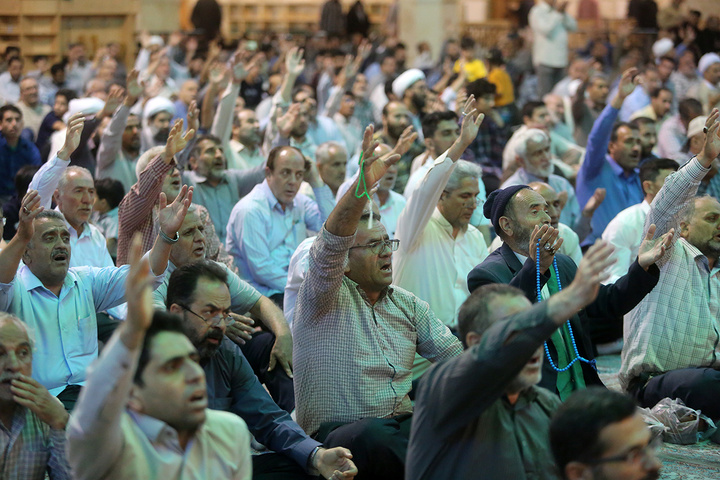 جشن میلاد امام رضا (ع) در حرم مطهر خواهر ایشان