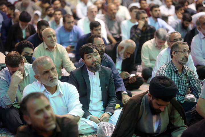 جشن میلاد امام رضا (ع) در حرم مطهر خواهر ایشان