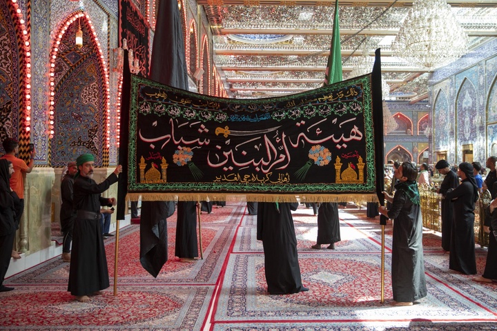 The condolence processions commemorate the martyrdom anniversary of Imam al-Jawad (peace be upon him) at the two holy shrines in Karbala