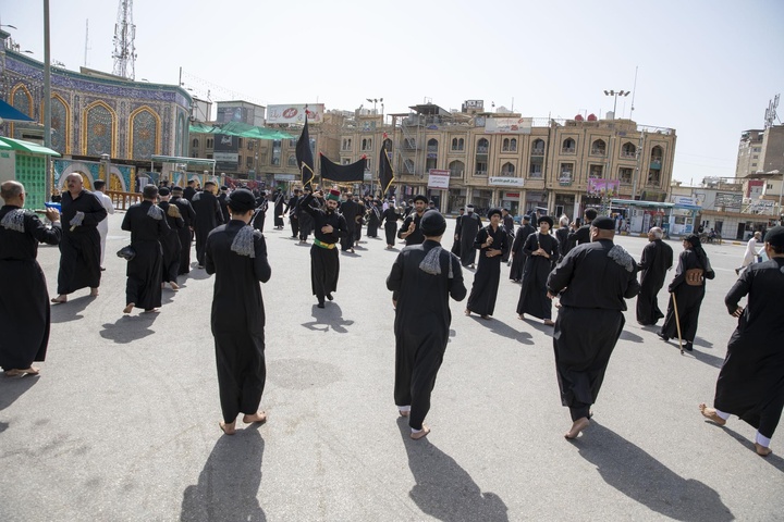 The condolence processions commemorate the martyrdom anniversary of Imam al-Jawad (peace be upon him) at the two holy shrines in Karbala