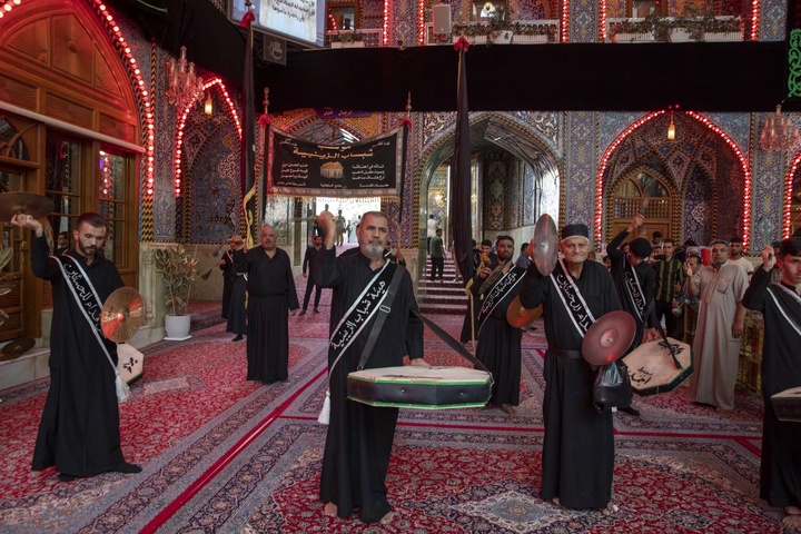 The condolence processions commemorate the martyrdom anniversary of Imam al-Jawad (peace be upon him) at the two holy shrines in Karbala