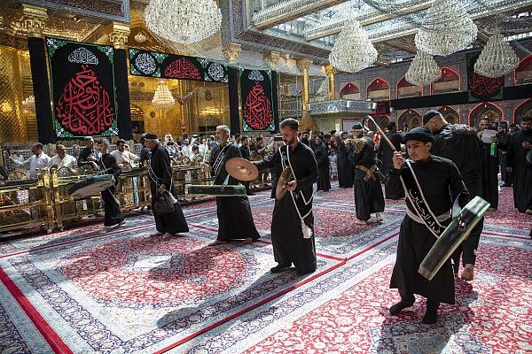 The condolence processions commemorate the martyrdom anniversary of Imam al-Jawad (peace be upon him) at the two holy shrines in Karbala