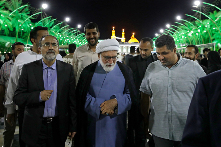 تشرف تولیت آستان قدس رضوی به حرم مطهر امام حسین(علیه‌السلام)