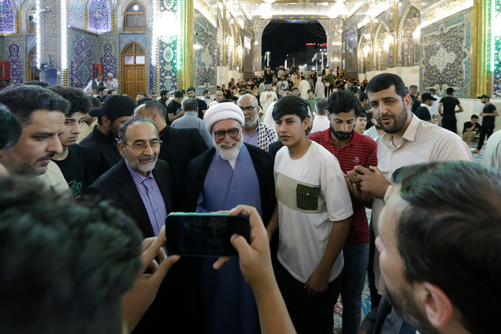 تشرف تولیت آستان قدس رضوی به حرم مطهر امام حسین(علیه‌السلام)