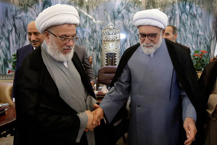 تشرف تولیت آستان قدس رضوی به حرم مطهر امام حسین(علیه‌السلام)