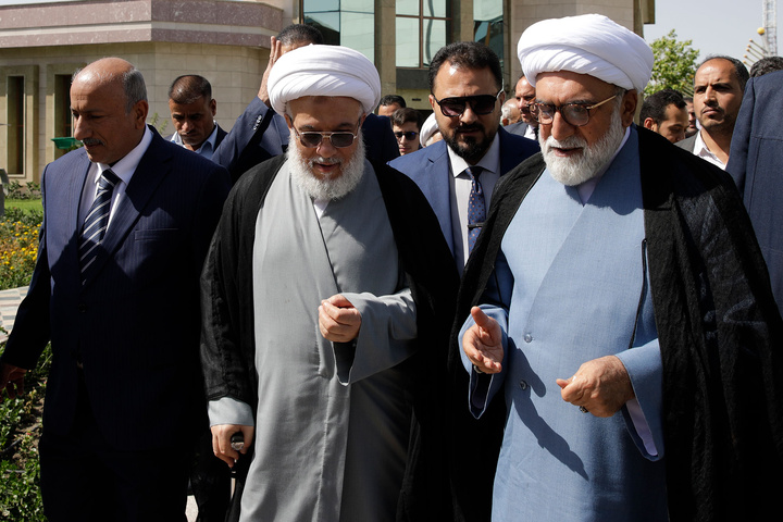 تشرف تولیت آستان قدس رضوی به حرم مطهر امام حسین(علیه‌السلام)