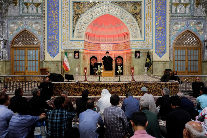 مراسم عزاداری روز شهادت امام جواد علیه السلام در رواق امام خمینی حرم مطهر رضوی