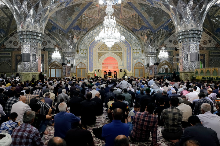 مراسم عزاداری روز شهادت امام جواد علیه السلام در رواق امام خمینی حرم مطهر رضوی