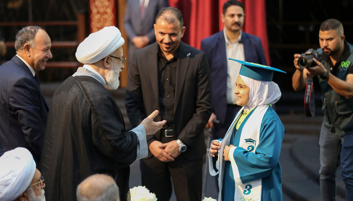 جشن دانش آموختگی دانش آموزان مدارس الوارث با حضور تولیت آستان قدس رضوی