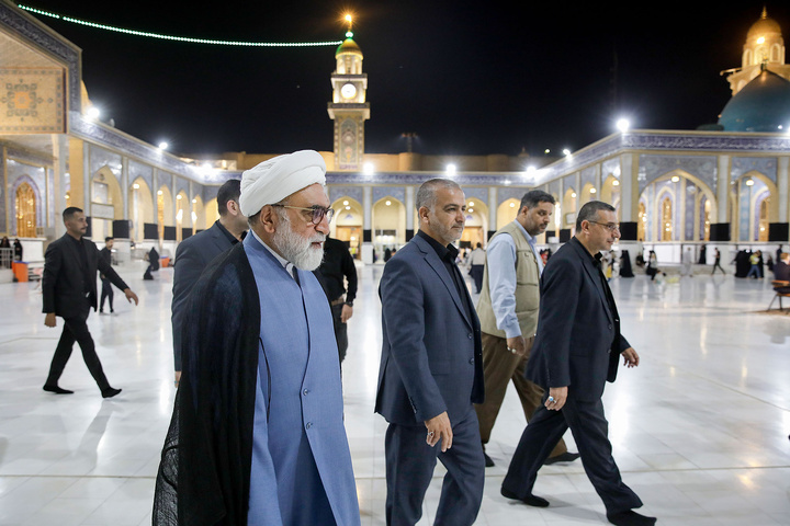 تشرف تولیت آستان قدس رضوی به مسجد کوفه و سهله
