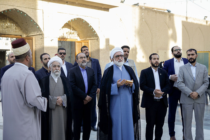 تشرف تولیت آستان قدس رضوی به مسجد کوفه و سهله