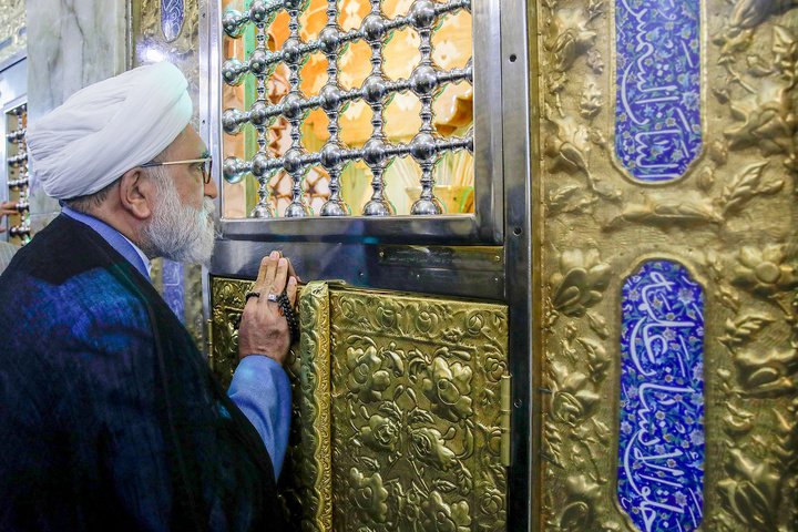تشرف تولیت آستان قدس رضوی به مسجد کوفه و سهله