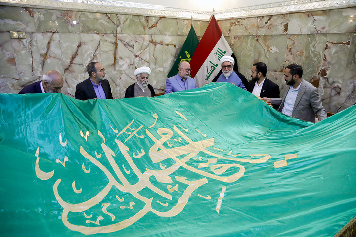 تشرف تولیت آستان قدس رضوی به مسجد کوفه و سهله