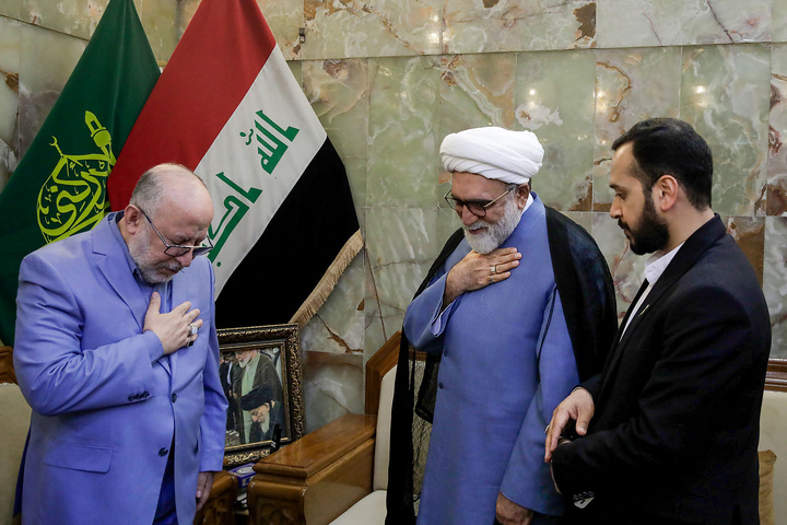 تشرف تولیت آستان قدس رضوی به مسجد کوفه و سهله